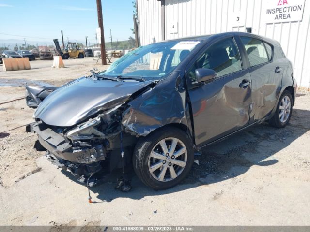 JTDKDTB37H1596039 Toyota Prius C Two