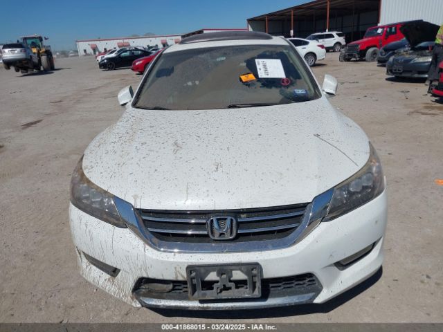 1HGCR3F94FA004082 Honda Accord Touring