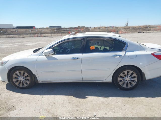 1HGCR3F94FA004082 Honda Accord Touring