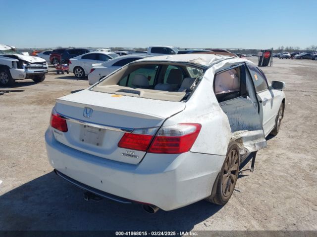 1HGCR3F94FA004082 Honda Accord Touring