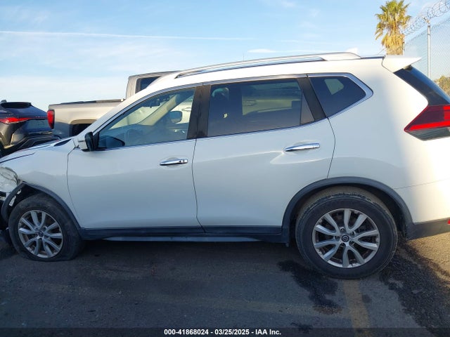 KNMAT2MT1JP613765 Nissan ROGUE SV