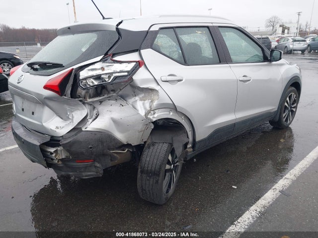 3N1CP5CV0LL547650 Nissan Kicks Sv Xtronic Cvt