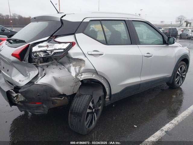 3N1CP5CV0LL547650 Nissan Kicks Sv Xtronic Cvt