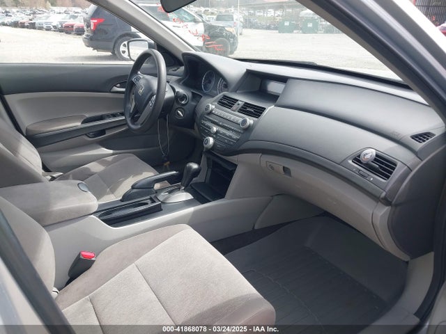 41868078 :رقم المزاد ، 1HGCP2F36AA021311 vin ، 2010 Honda Accord 2.4 Lx مزاد بيع