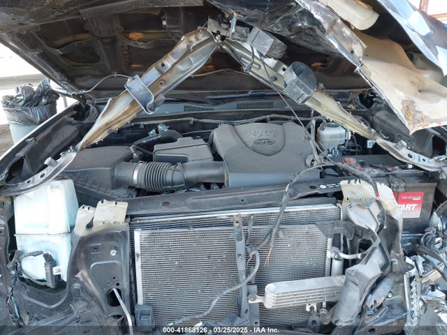 3TMCZ5AN1KM254066 Toyota Tacoma Trd Off Road