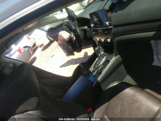1HGCV1F12LA032923 Honda ACCORD LX