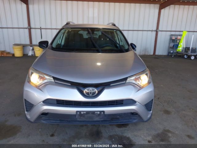 JTMZFREV1JJ163041 Toyota RAV4 LE