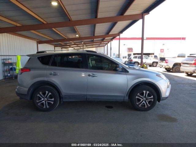 JTMZFREV1JJ163041 Toyota RAV4 LE