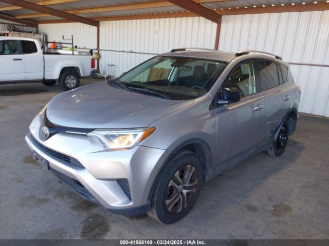 JTMZFREV1JJ163041 Toyota RAV4 LE