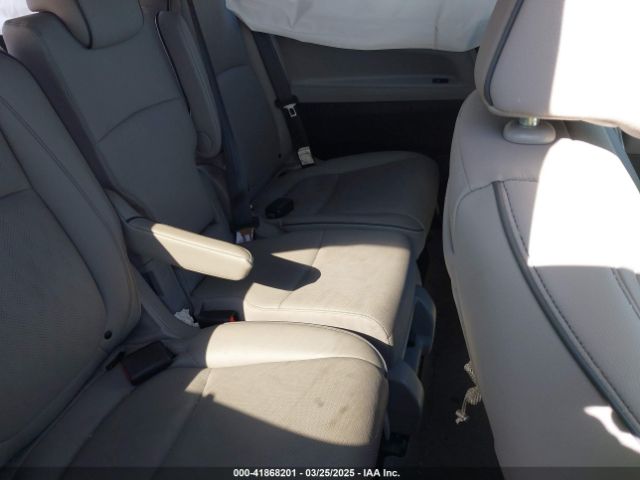 5FNRL6H99NB066589 Honda Odyssey Elite