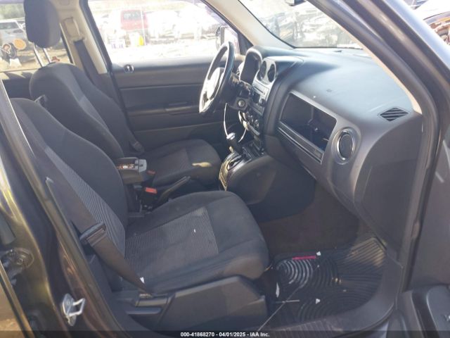 1C4NJPFA9GD609036 Jeep Patriot Latitude