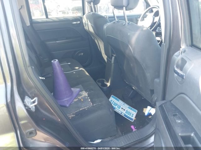 1C4NJPFA9GD609036 Jeep Patriot Latitude
