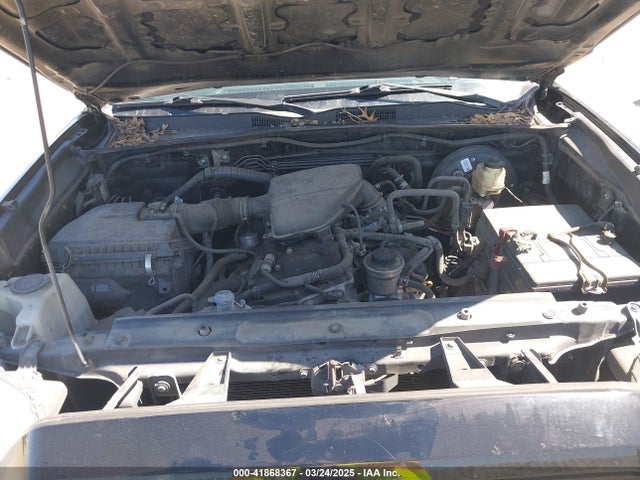 5TFAX5GN4HX094952 Toyota Tacoma Sr