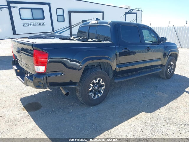 5TFAX5GN4HX094952 Toyota Tacoma Sr