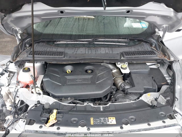 1FMCU9J9XKUA37695 Ford Escape Titanium