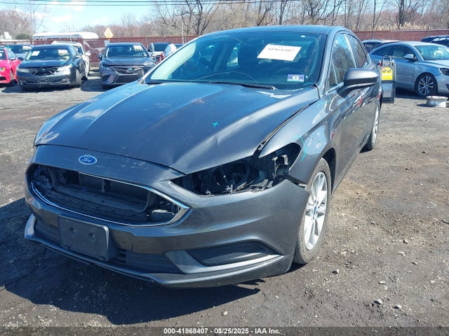 3FA6P0H75HR401388 Ford FUSION SE