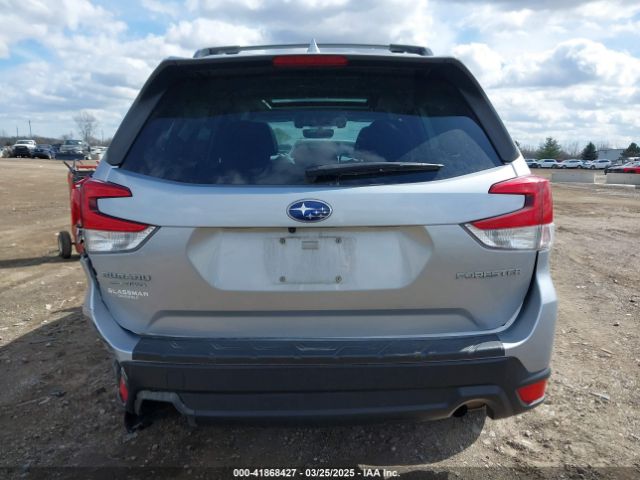 JF2SKAGC0KH403863 Subaru Forester Premium