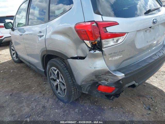 JF2SKAGC0KH403863 Subaru Forester Premium