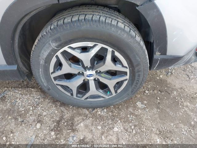 JF2SKAGC0KH403863 Subaru Forester Premium