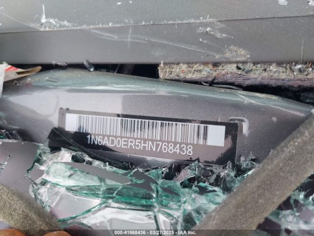1N6AD0ER5HN768438 Nissan Frontier Sv