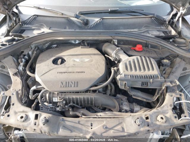 WMWLN5C54G2B28033 Mini Clubman Cooper