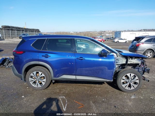 5N1AT3BB1MC831552 Nissan Rogue Sv Intelligent Awd