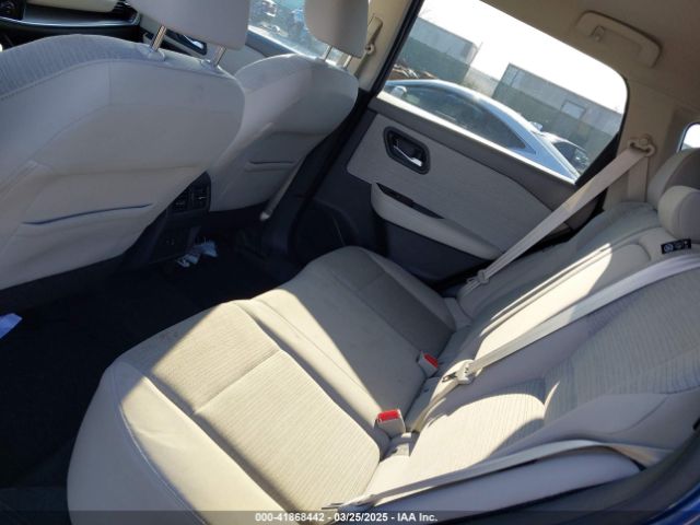5N1AT3BB1MC831552 Nissan Rogue Sv Intelligent Awd
