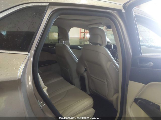 5LMTJ3DH4KUL20647 Lincoln Mkc Reserve