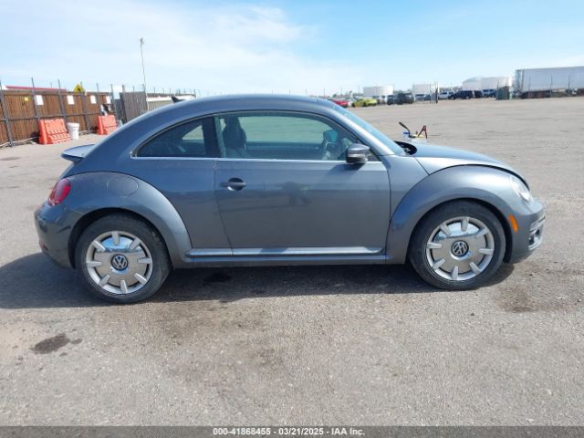 3VWJD7AT2JM710412 Volkswagen Beetle 2.0t Se