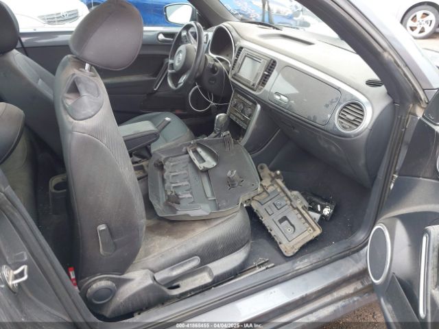 3VWJD7AT2JM710412 Volkswagen Beetle 2.0t Se