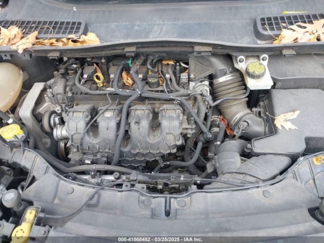 1FMCU9G96KUB07569 Ford ESCAPE SE