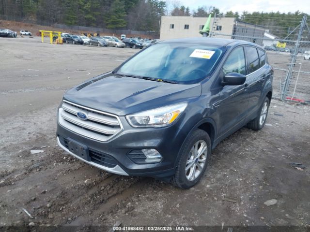 1FMCU9G96KUB07569 Ford ESCAPE SE