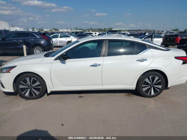 1N4BL4DV8MN317374 Nissan Altima Sv Fwd