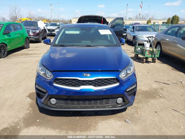 3KPF24AD7ME414189 KIA Forte Lxs