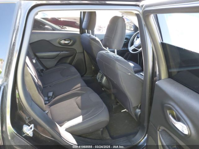 1C4PJLCS0FW596730 Jeep Cherokee Latitude