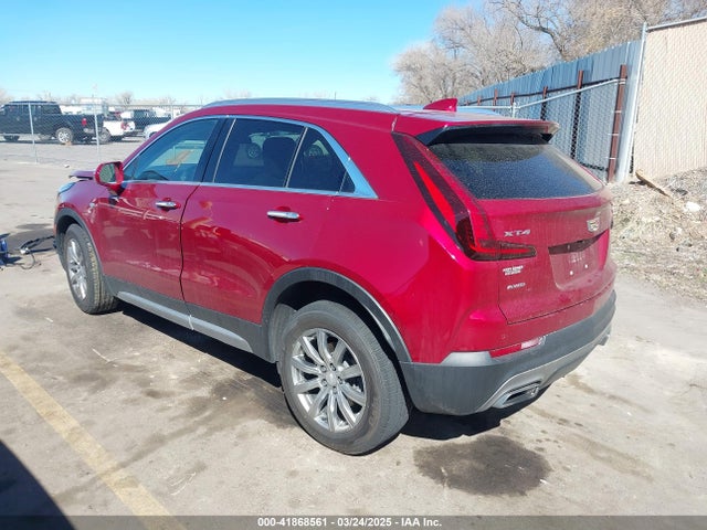 2019 CADILLAC XT4 1GYFZDR44KF133013 Photo 2