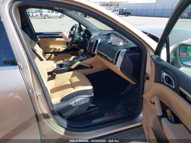 WP1AA2A2XGKA15096 Porsche Cayenne