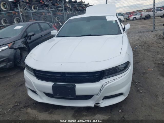 2C3CDXBG5NH235246 Dodge Charger Sxt Rwd