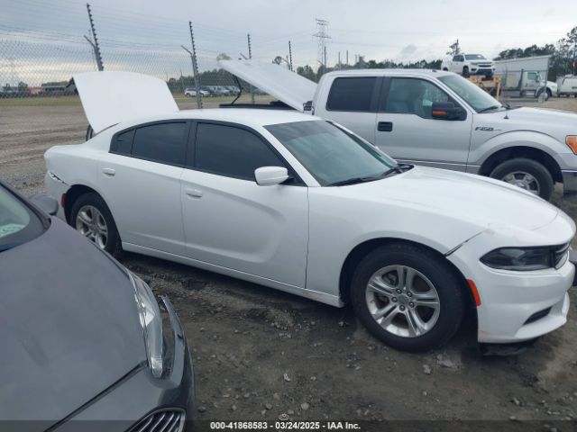 2C3CDXBG5NH235246 Dodge Charger Sxt Rwd
