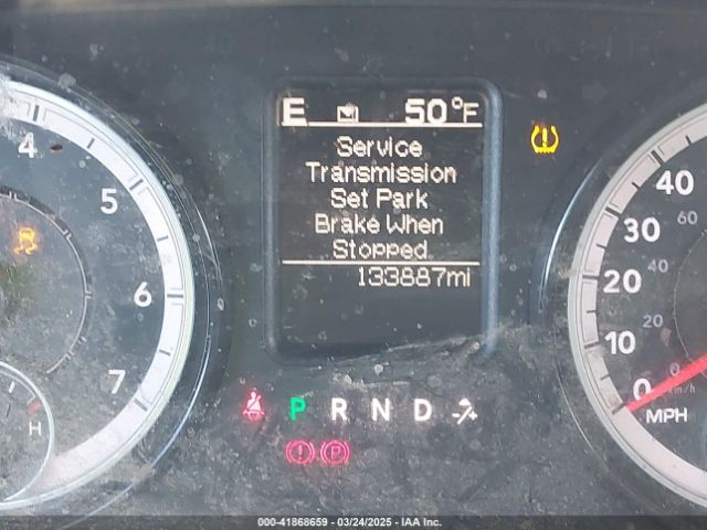 1C6RR7LT2HS766282 RAM 1500 Slt