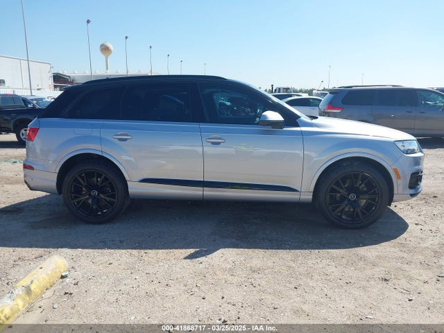 Audi Q7 55 Premium 2019 WA1VAAF73KD015756 Image 13