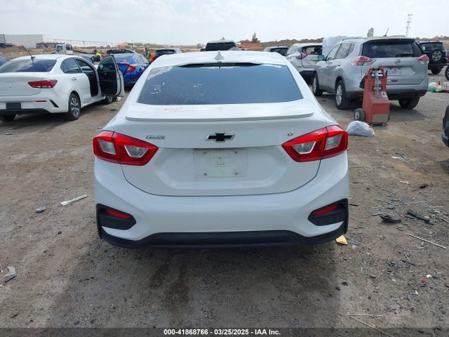 1G1BE5SM7H7113866 Chevrolet Cruze Lt Auto