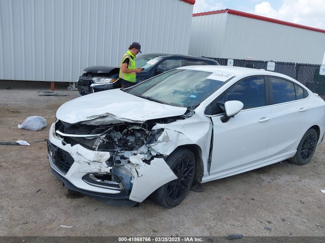 1G1BE5SM7H7113866 Chevrolet Cruze Lt Auto