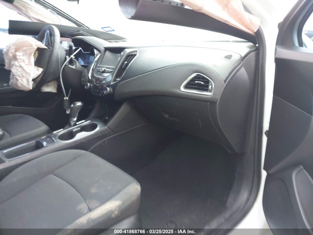 1G1BE5SM7H7113866 Chevrolet Cruze Lt Auto