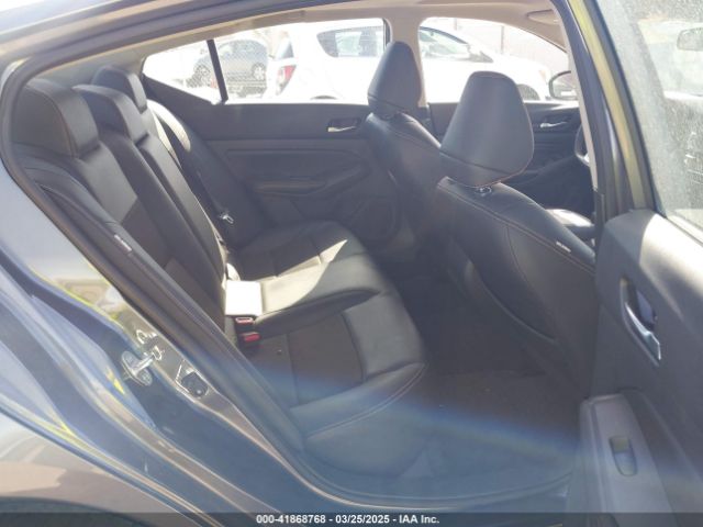 1N4BL4CW9NN406608 Nissan Altima Sr Intelligent Awd