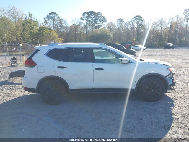 JN8AT2MT8HW151936 Nissan ROGUE SV