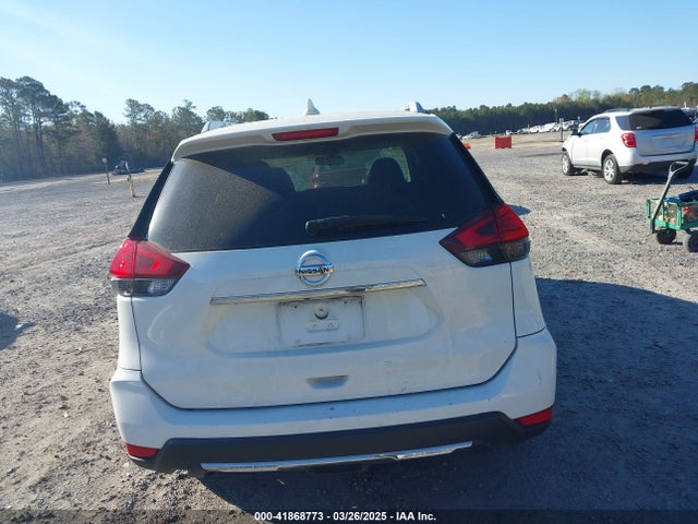 JN8AT2MT8HW151936 Nissan ROGUE SV
