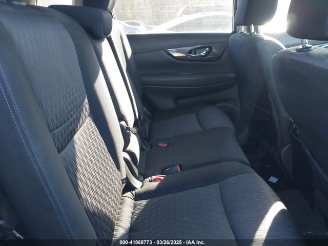 JN8AT2MT8HW151936 Nissan ROGUE SV