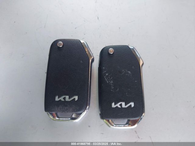 3KPF24AD8PE651732 KIA Forte Lxs