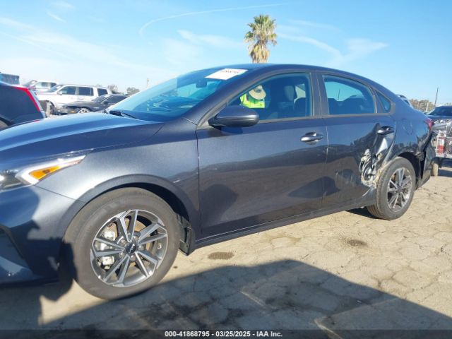 3KPF24AD8PE651732 KIA Forte Lxs